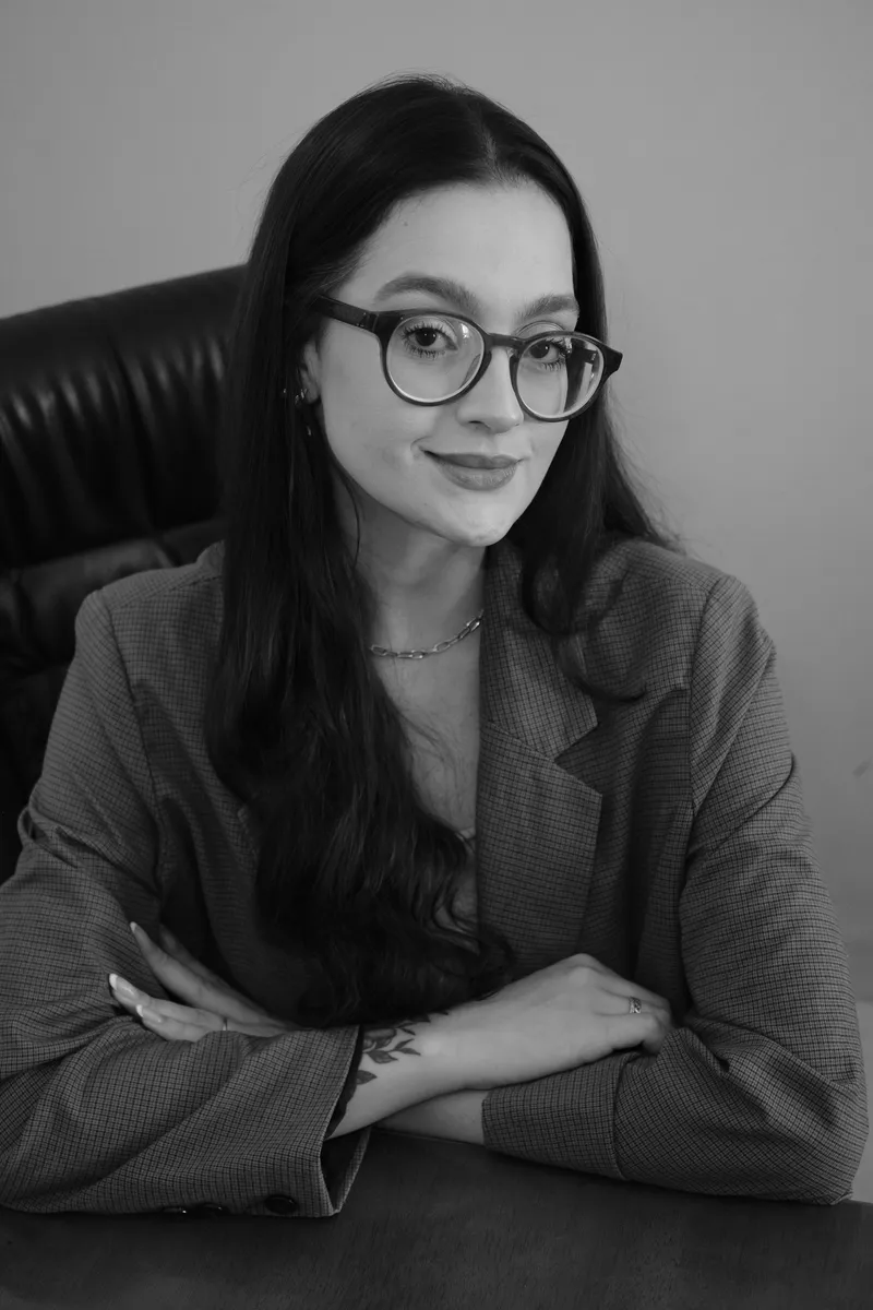 Dra. Laura Anália Lima - Advogada empresarial